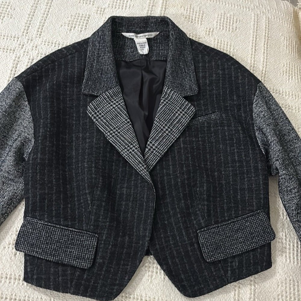 Vintage Diane Von Furstenberg Cropped Shrunken Striped Herringbone Blazer Sz‎ 6 - Picture 3 of 13